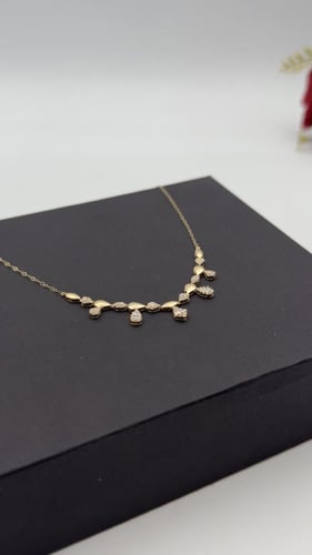 عقد / تشوكر ذهب عيار 18