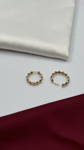 حلق ذهب عيار 18