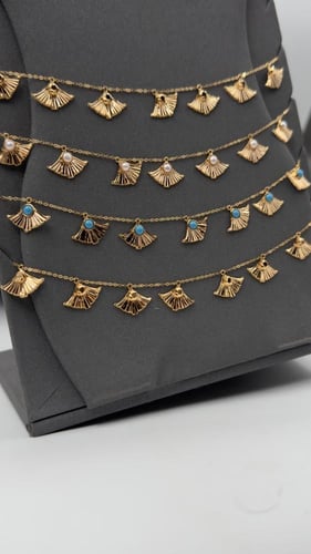 عقد / تشوكر ذهب عيار 21