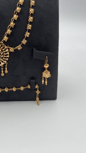 طقم ذهب عيار 21