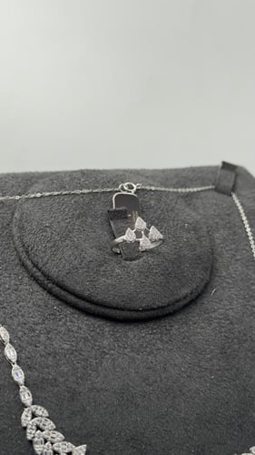 طقم ذهب عيار 18