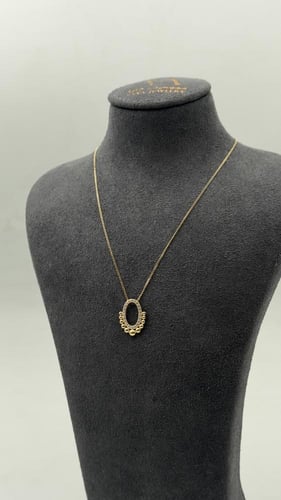 عقد ذهب عيار 18