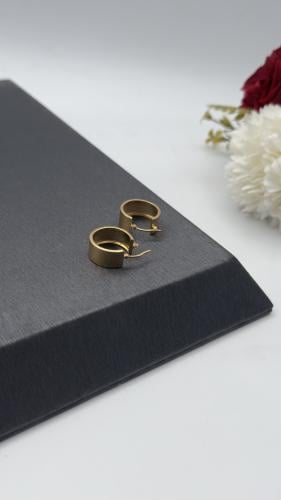 حلق ذهب عيار 18