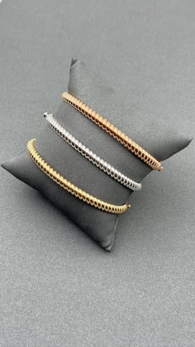 سوارة ذهب عيار 18