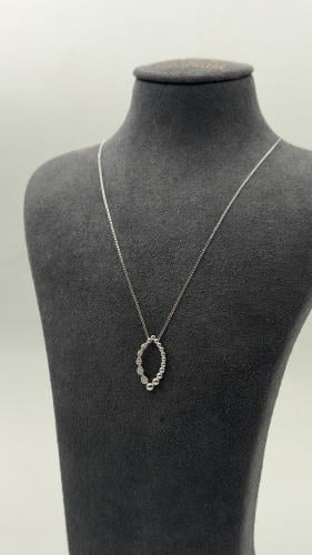 عقد ذهب عيار 18