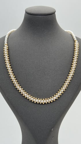 عقد لؤلؤ ذهب عيار 18