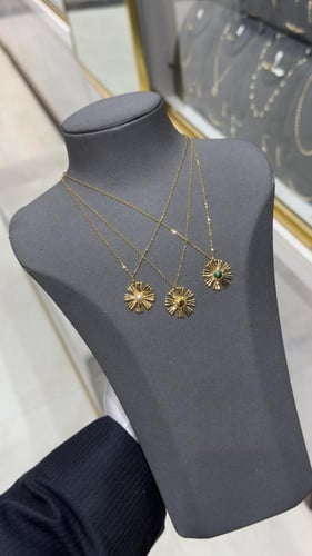 عقد ذهب عيار 21