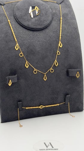 طقم ذهب عيار 21