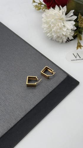 حلق ذهب عيار 18