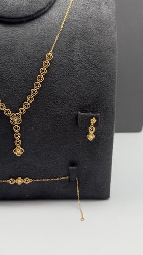 طقم ذهب عيار 21