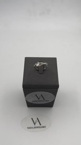 خاتم ذهب عيار 18