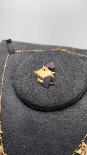 طقم ذهب عيار 21