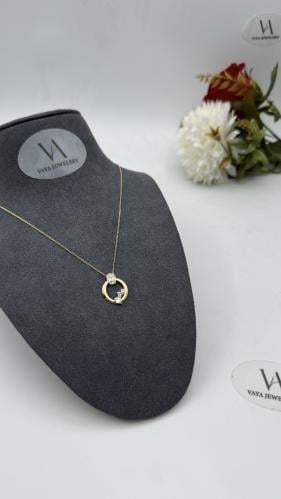 عقد ذهب عيار 18