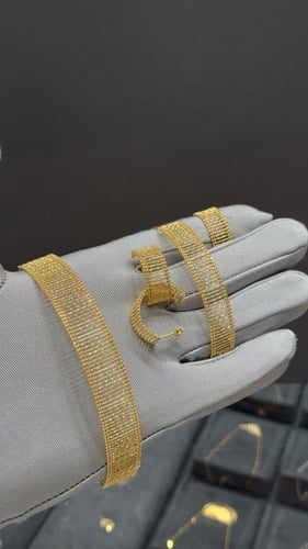 طقم ذهب عيار 21