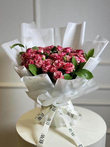 باقة الرقة الوردية