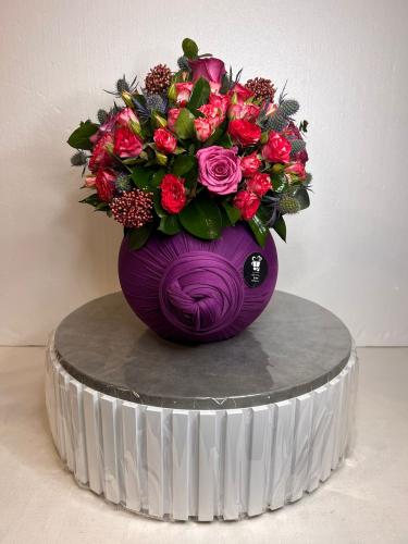 Enchanting flower vase - مزهريه زهور ساحره