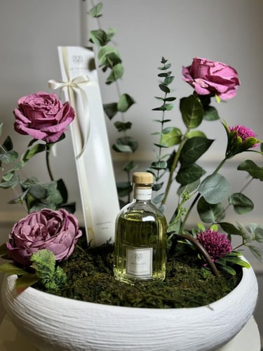 تنسيق رونق العطر والزهور