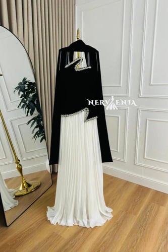 فستان توليب صدريه مخملي وبليسيه