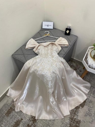 فستان لمعة ماتشي اوف شولدر ميدي