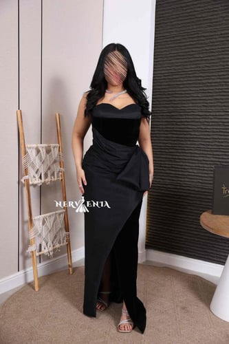 فستان بلاك مخملي مع لمسه شانتون