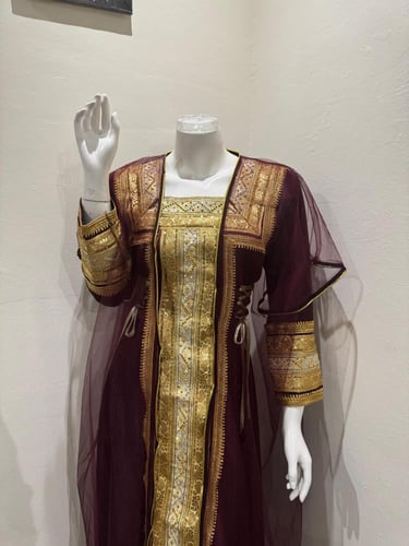 جلابيه ( A-Line ) تراثيه سعودية مع بشت