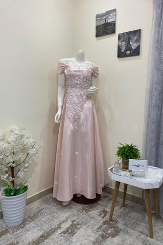 فستان لمعة ماتشي اوف شولدر طويل