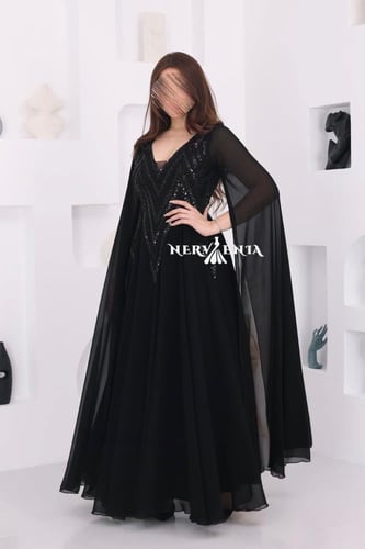 فستان سهرة طويل جورجيت مطرز