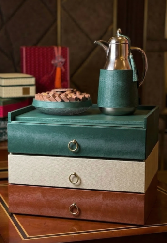 Empty box