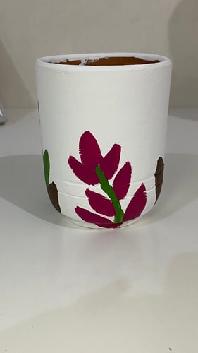 كوب فخار مرسوم