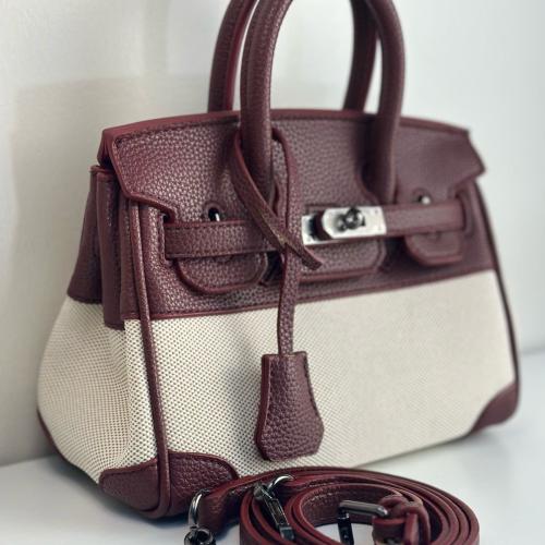 Eva Burgundy size medium