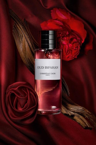 عطر عود اصفهان اسبريت دو بارفان من ديور للجنسين 80...