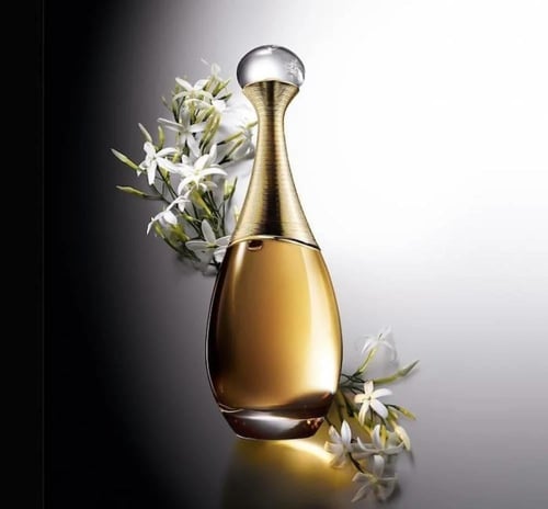 عطر جادور من ديور للنساء او دو بارفان 100 مل