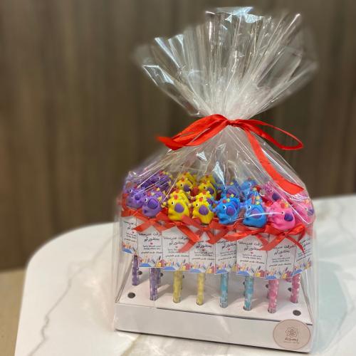 بوكس اقلام رصاص بشخصيات متنوعه