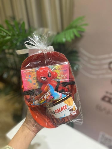 عيدية سبايدرمان بدون حلويات