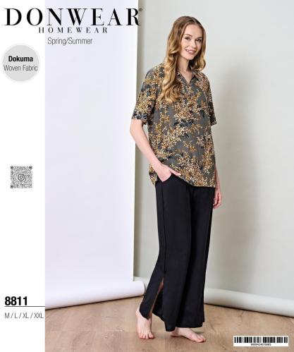 بجامة اسود مشجرة