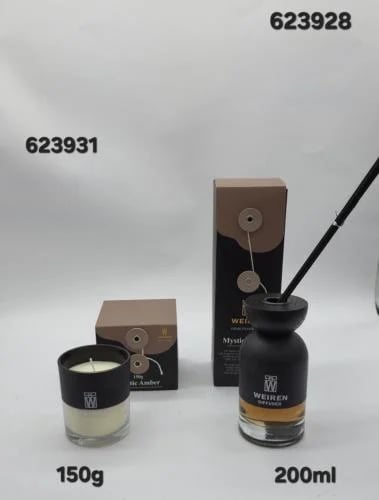 فواحة عطرية مع شمعة معطره