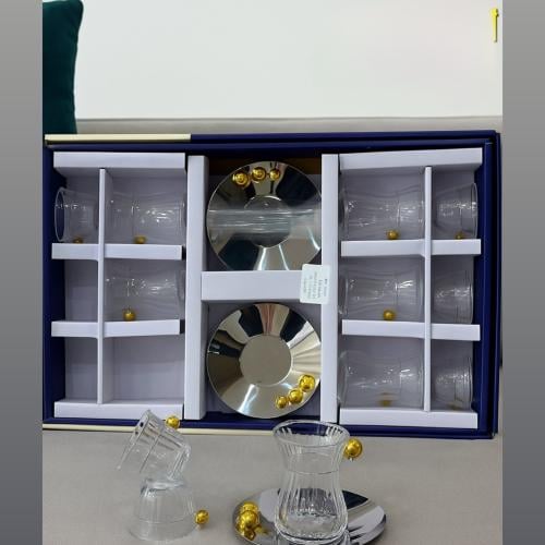 طقم زجاجي فاخر مع قواعد فضيه لؤلؤية ذهبيه