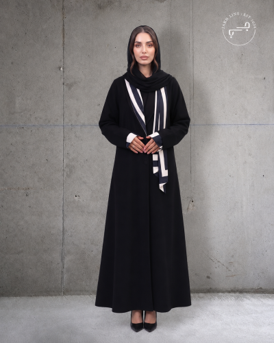 عباية LÉORA (ليورا)