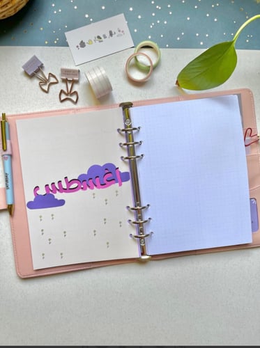 اوراق تعبئة ملونه