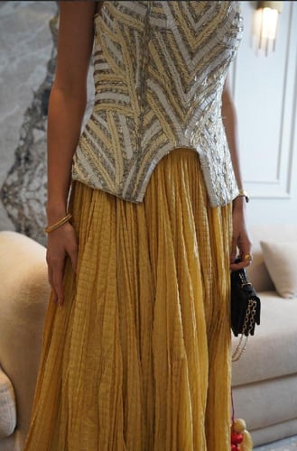 طقم تيور مع توب شك