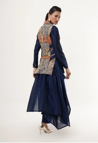 فستان بربطات