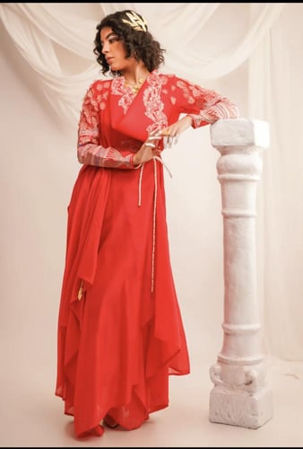 فستان بحزام