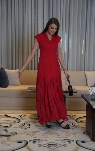 فستان أحمر هدب 2-0