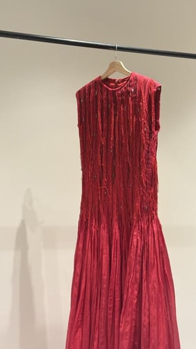 فستان هندي أحمر