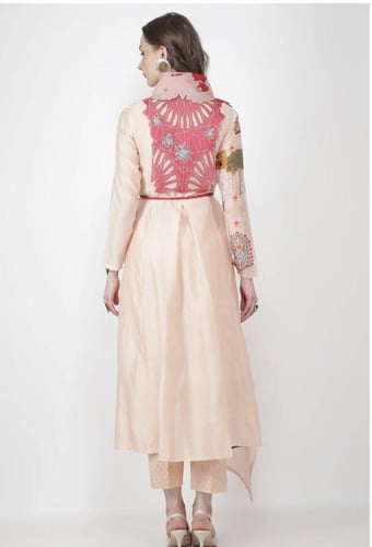 فستان طبعة جمل