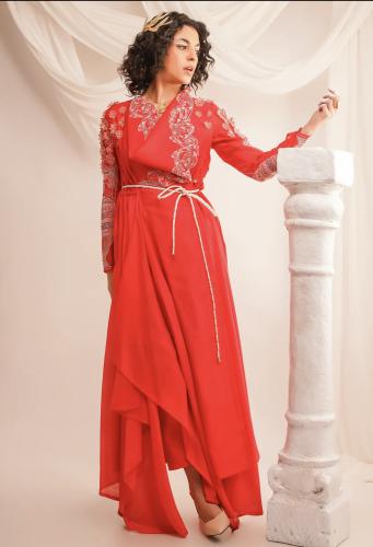 فستان بحزام