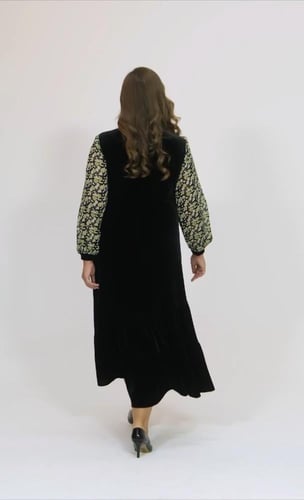 فستان قطيفه اسود 234-1