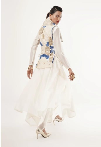 فستان بربطات