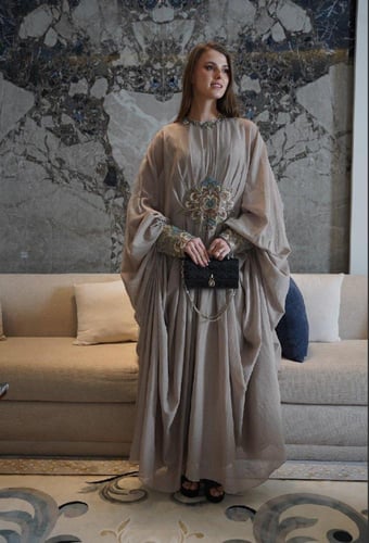 فستان باأكمام واسعه 1-0