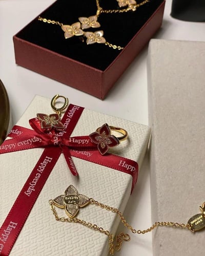 طقم روبيرتو كوين 4 قطع